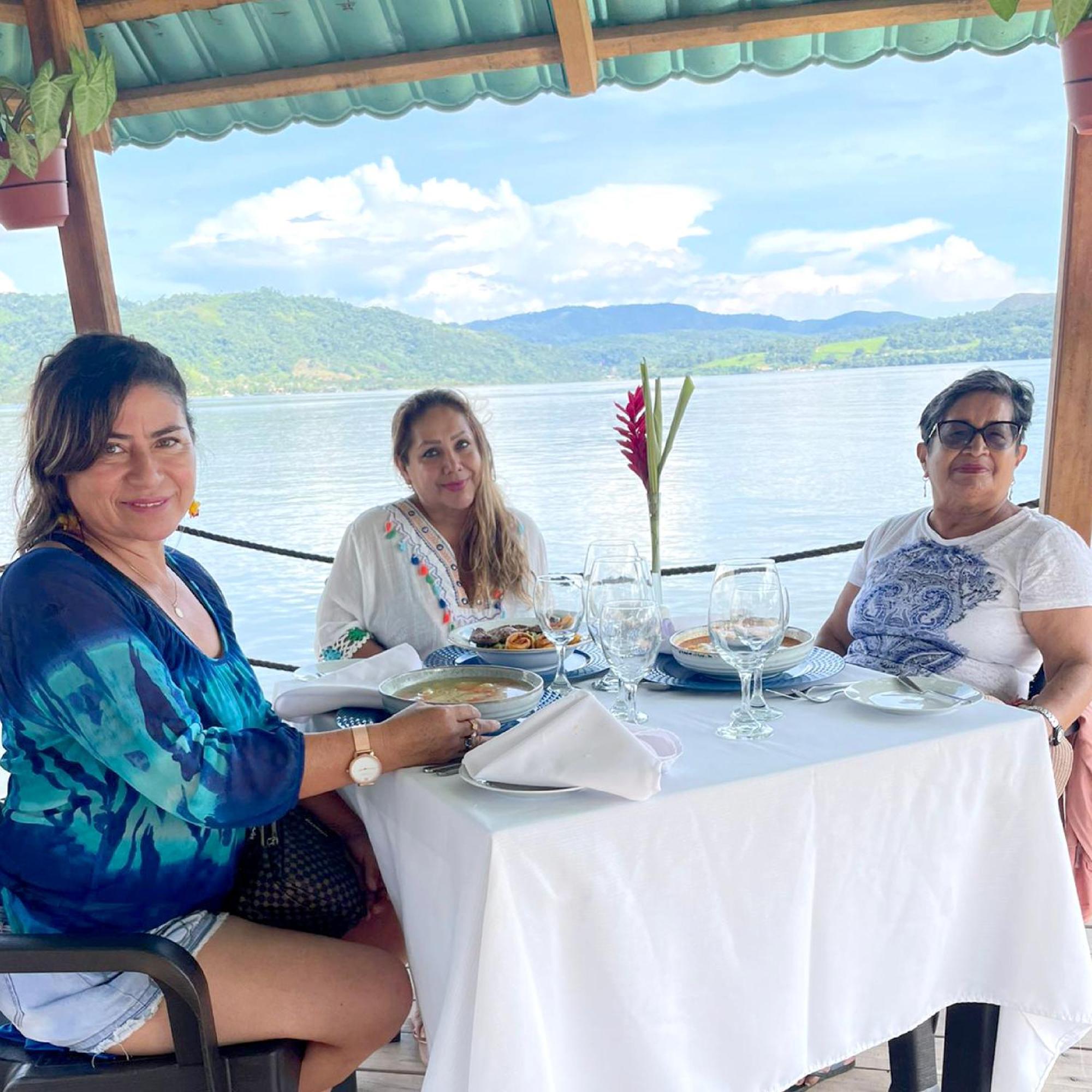 Laguna Azul Hotel & Suites Sauce Bagian luar foto