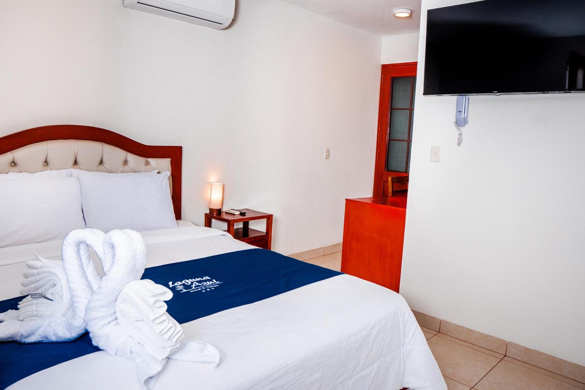 Laguna Azul Hotel & Suites Sauce Bagian luar foto