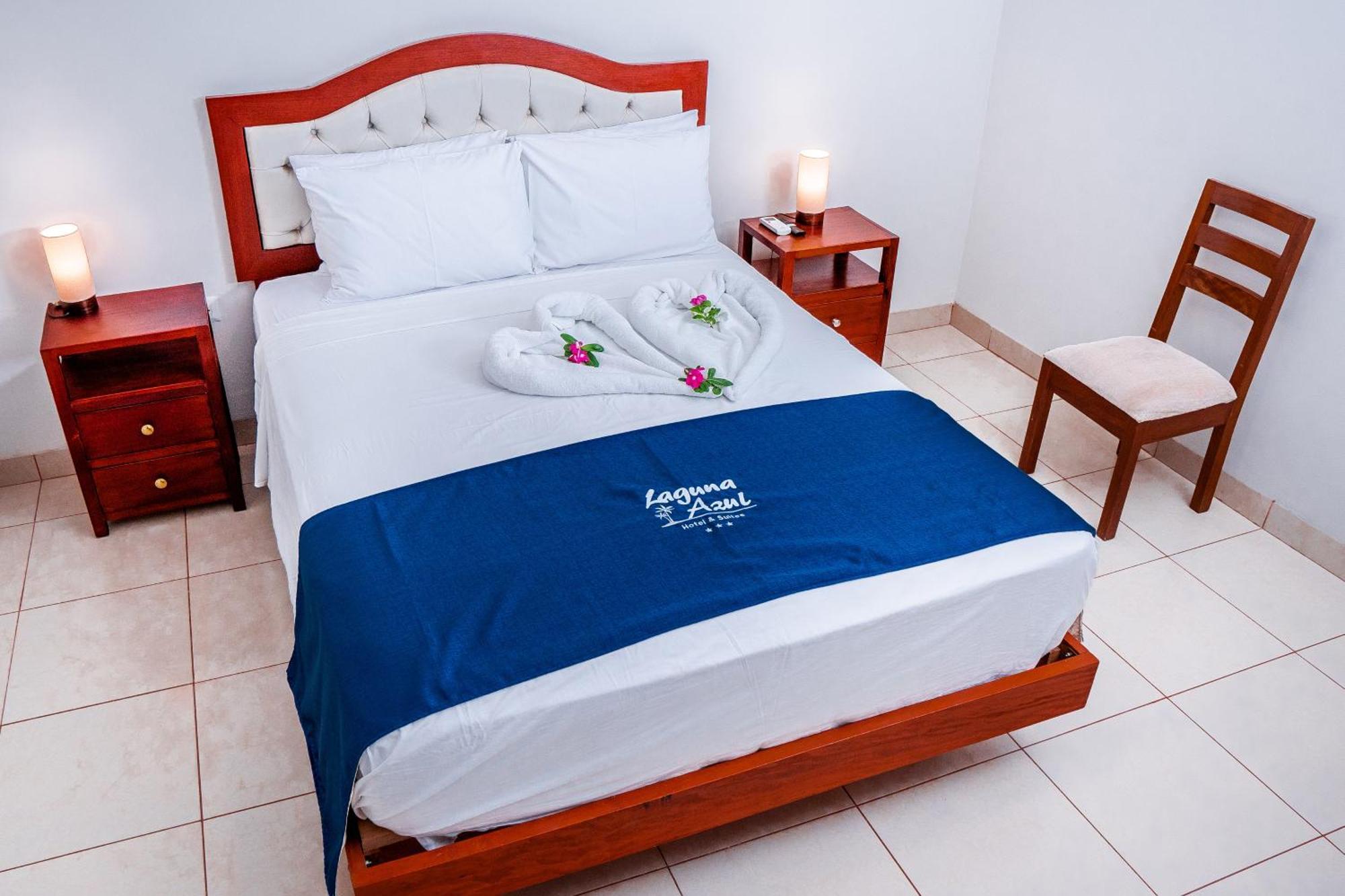 Laguna Azul Hotel & Suites Sauce Bagian luar foto