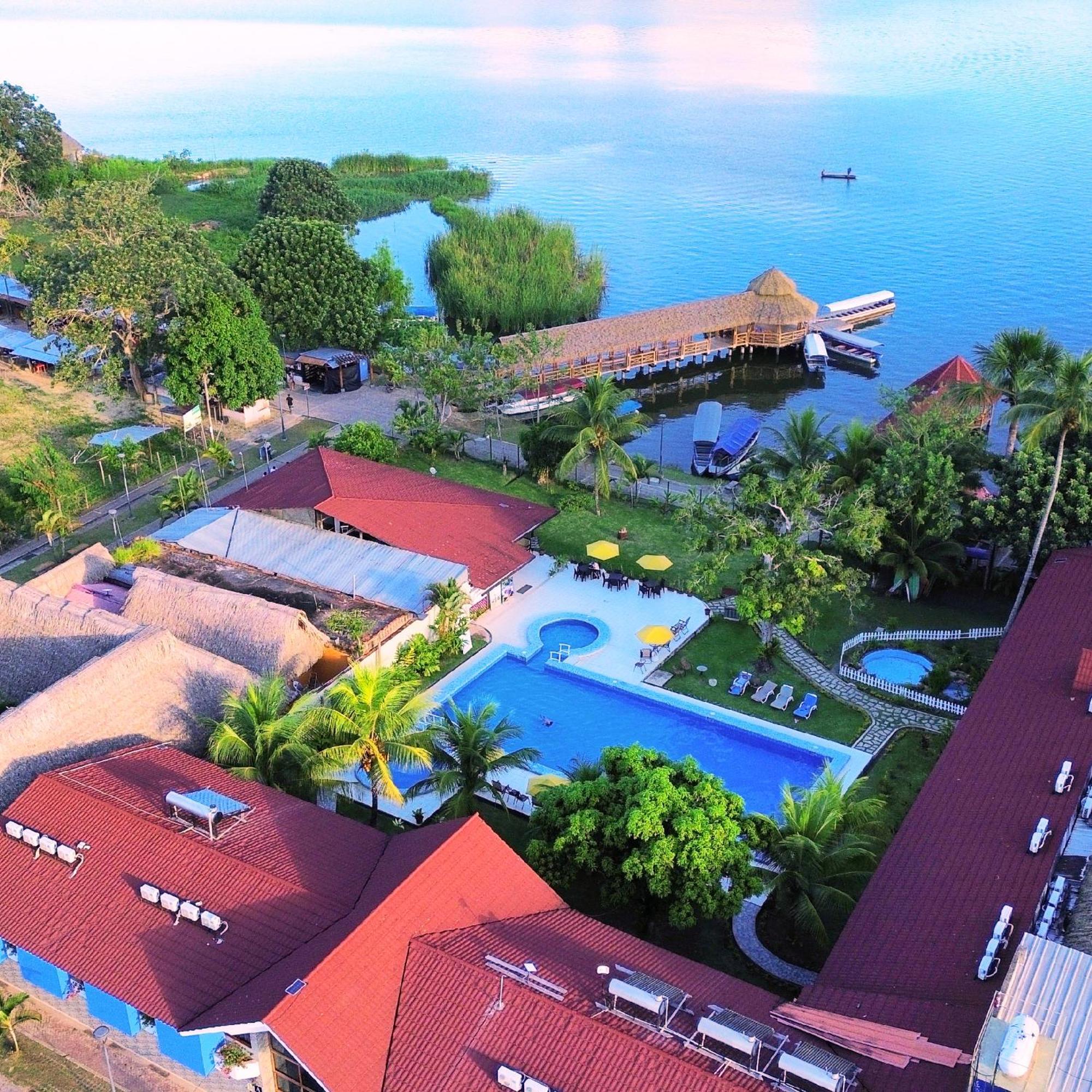 Laguna Azul Hotel & Suites Sauce Bagian luar foto